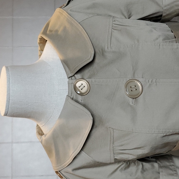 ( Cynthia Steffe ) Cute Cropped Belted Jacket - Picture 3 of 7